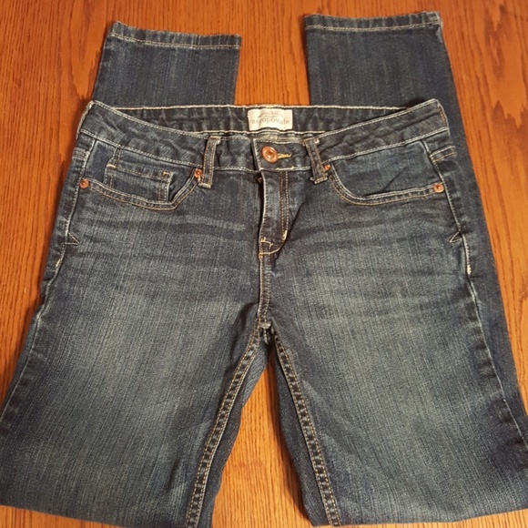 Aeropostale Bayla Skinny Jean 5/6 Short / Court - Picture 2 of 7